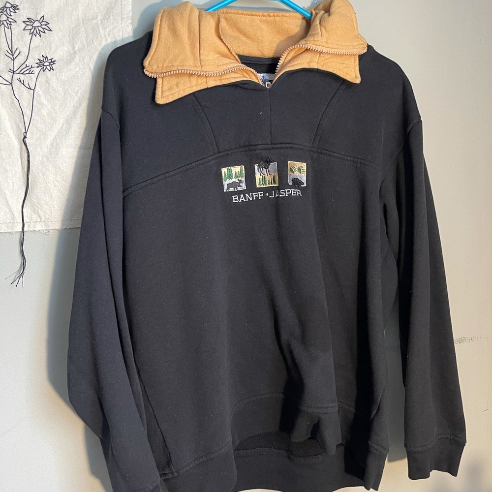 🏔Vintage Banff Jasper quarter zip